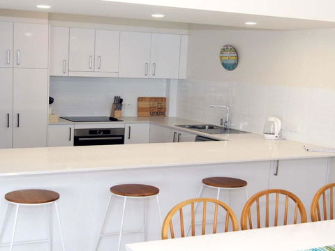 Kanandah 5 By The Lake! - Accommodation NT 5