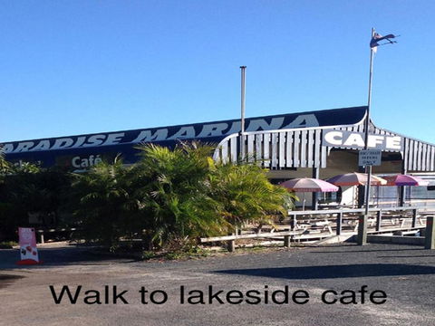 Kanandah 5 By The Lake! - Accommodation NT 6