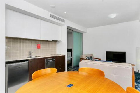 Harbour Lights Apartments - Accommodation NT 1