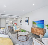 HomeHotel Extreme Luxury Apt next to Mall  Train - Accommodation NT