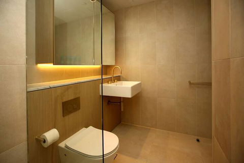 Top Notch 1 Bedroom 201 CALIBRE - NT Tourism 5
