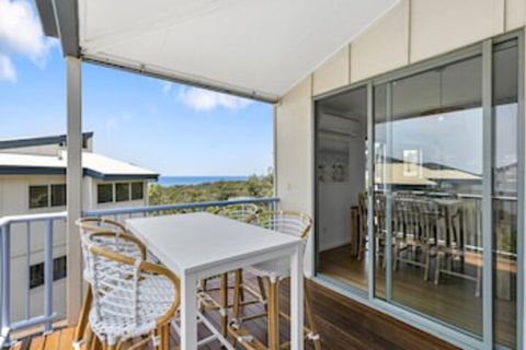Stunning Beach Front Villa At Castaway Cove - Accommodation NT 0