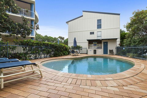 Stunning Beach Front Villa At Castaway Cove - Accommodation NT 3