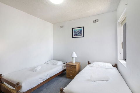 Dolphin Court 12 - NT Tourism 4