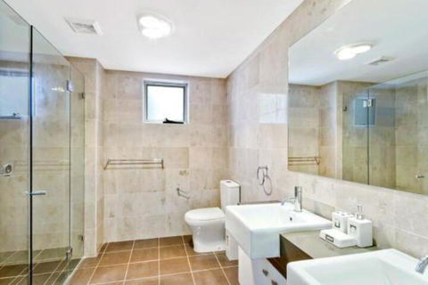Catalina Luxury 9 - NT Tourism 6