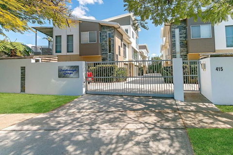 Redcliffe Holiday Accommodation - NT Tourism 1