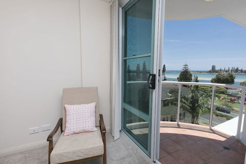 Mirage Unit 502 - Accommodation NT 6