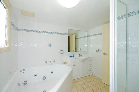 Mirage Unit 602 - Accommodation NT 7