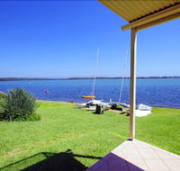Blue Water at Mannering Park - Accommodation NT