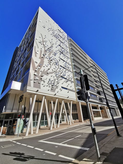 S1 Apartments Chatswood - NT Tourism 0