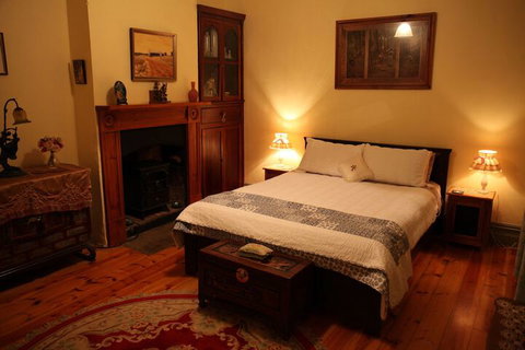 Kookaburra Cottage - Accommodation NT 4