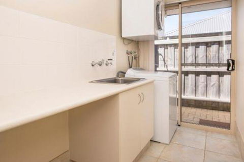 Macs Manor - Accommodation NT 3
