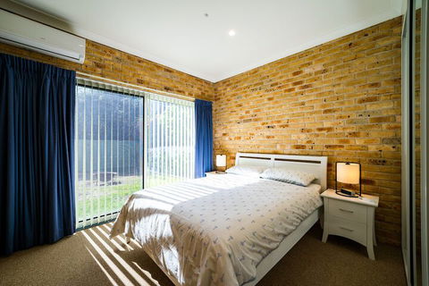 Beachfront Escape - Accommodation NT 7