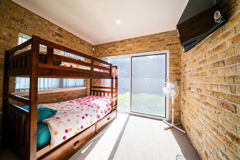 Beachfront Escape - Accommodation NT 6