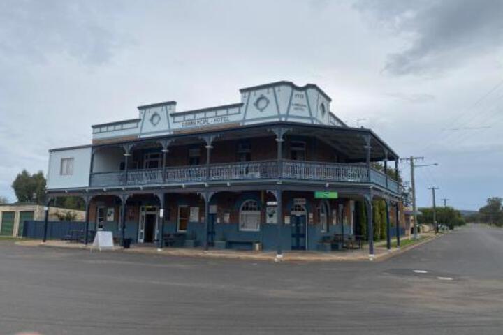 Curlewis ACT NT Tourism