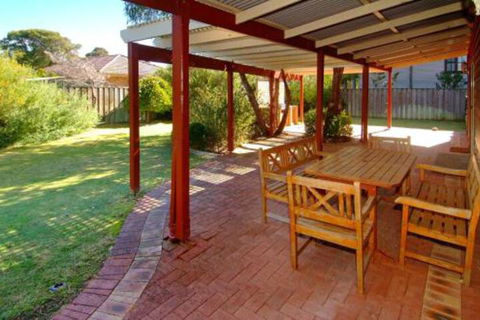 Rosewood Cottage - Accommodation NT 0