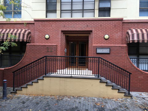 City Escape 2BD In Adelaides East End 2 - Accommodation NT 2
