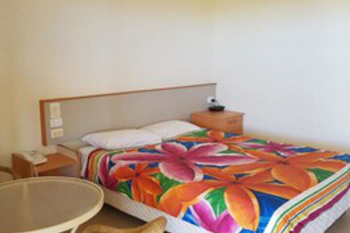  Accommodation NT