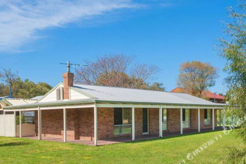 Dunsborough Holiday Homes Lens Lair Quindalup - NT Tourism 1