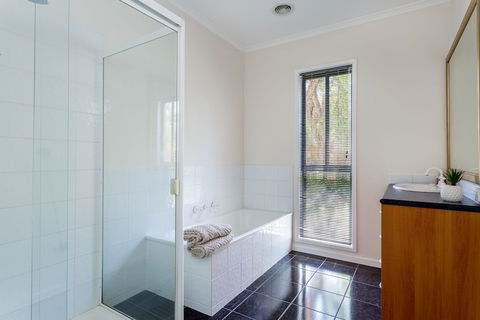 Caxton Beach House - Accommodation NT 0