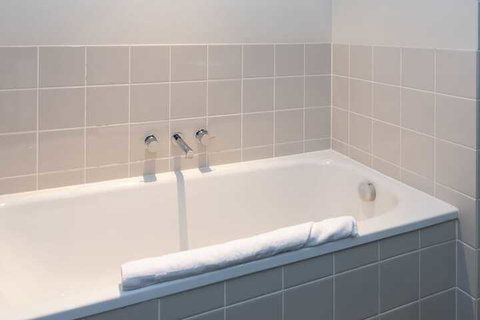 Luxury East Melbourne Apartment - Accommodation NT 2
