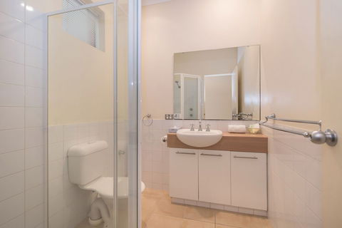 Dunsborough Town Units - Accommodation NT 3