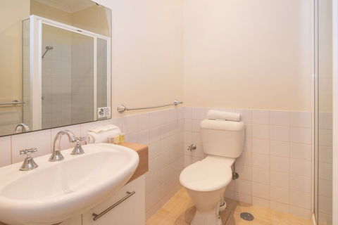 Dunsborough Town Units - Accommodation NT 6