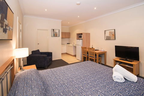 Dunsborough Town Units - Accommodation NT 5