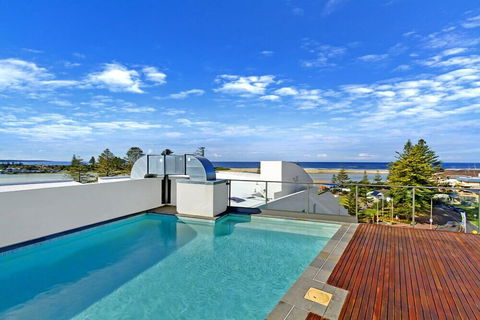 Coast Luxury Apartment 24 - NT Tourism 3