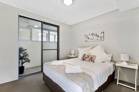 Coast Luxury Apartment 24 - NT Tourism 6