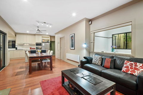 About Time Retreats Studio Seven - NT Tourism 3