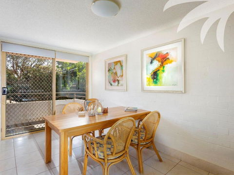 Breezes Oceanside 17 - Accommodation NT 2