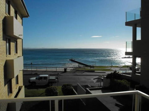 Hibiscus Court Unit 4 24 North St. Forster - Accommodation NT 3
