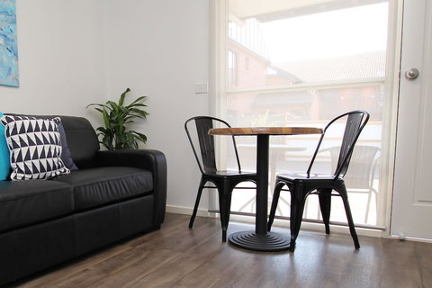 Apartments 521 - Accommodation NT 4