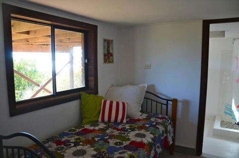 Barrels Beach House 28 Dulconghi Street - NT Tourism 2