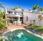 1 / 67 Noosa Parade - Accommodation NT