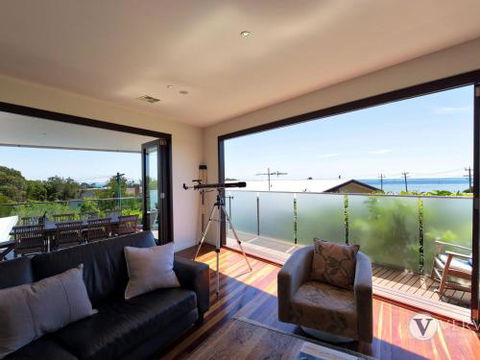 Seaview Stunning Bay Views! - Accommodation NT 2
