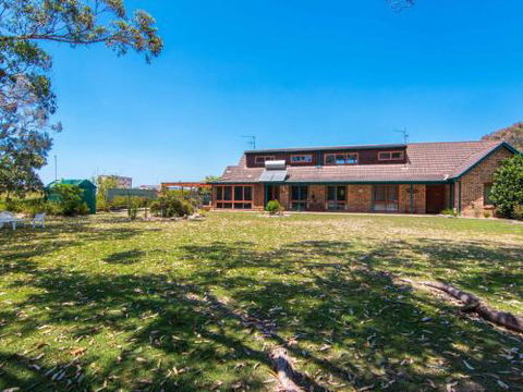 11 Bay Street Waterfront Holiday - Accommodation NT 1