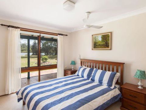 11 Bay Street Waterfront Holiday - Accommodation NT 6