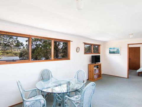 11 Bay Street Waterfront Holiday - Accommodation NT 3