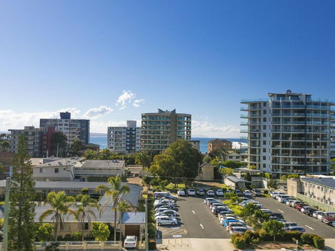 Forster Towers 54 With Lake & Ocean Views - Accommodation NT 1