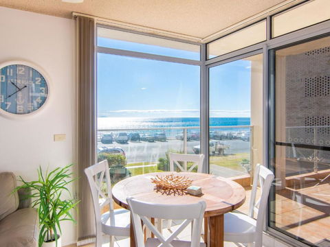 Oceanic 1 On Forster Main Beach! - Accommodation NT 6