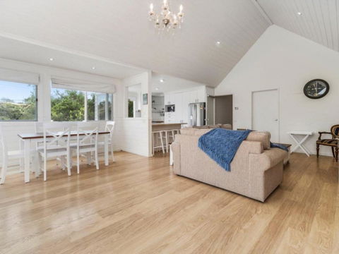 Blairgowrie Hamptons Style - Accommodation NT 6