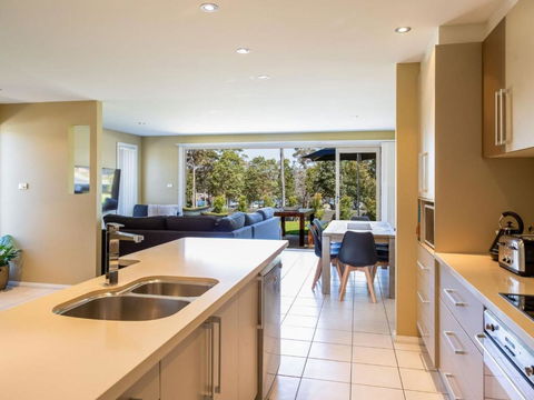 HARBOUR LIGHTS Ulladulla - Accommodation NT 6