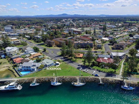 2 Rockpool Road - Accommodation NT 4