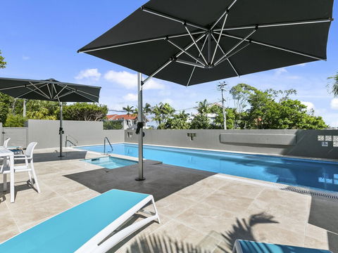 Charming Noosa Heads Apartment Laguna Bay Views Unit 6 Taralla 18 Edgar Bennett Avenue - Accommodation NT 1