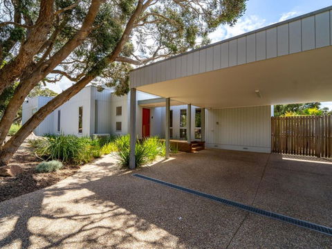 YOU ME & THE SEA BLAIRGOWRIE - Accommodation NT 5