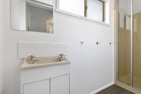 Beauty AND THE Peace - Inlet Side - Accommodation NT 0