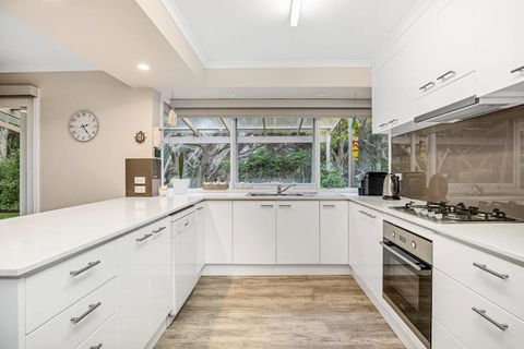 Hilltop Beach House: Newly Updated - Accommodation NT 1
