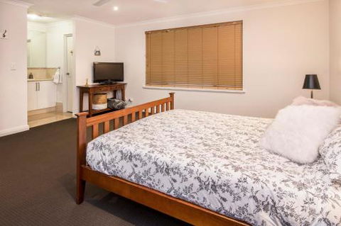 Snoozeaway - Accommodation NT 4